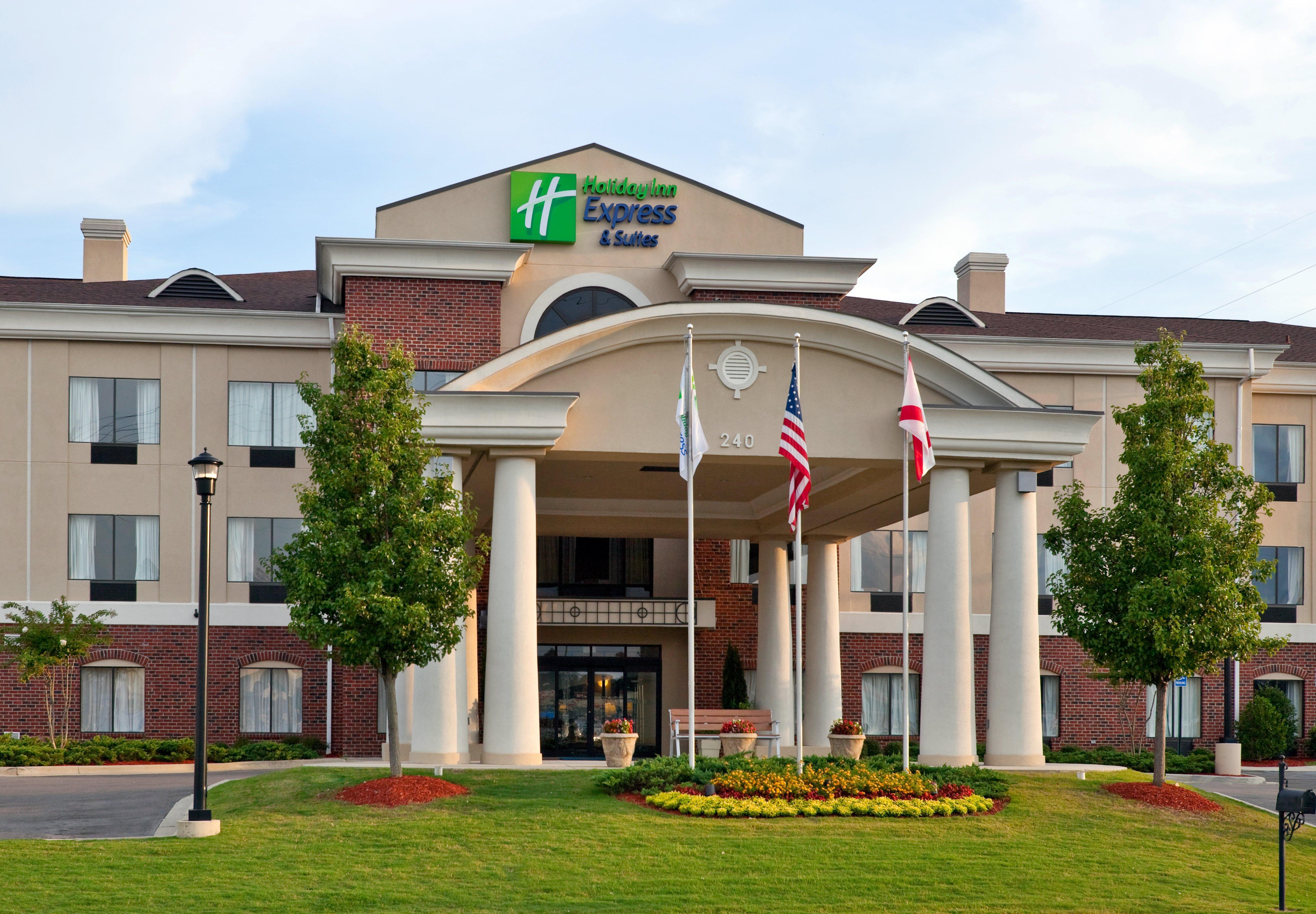 Holiday Inn Express Hotel & Suites Pell City Exterior photo