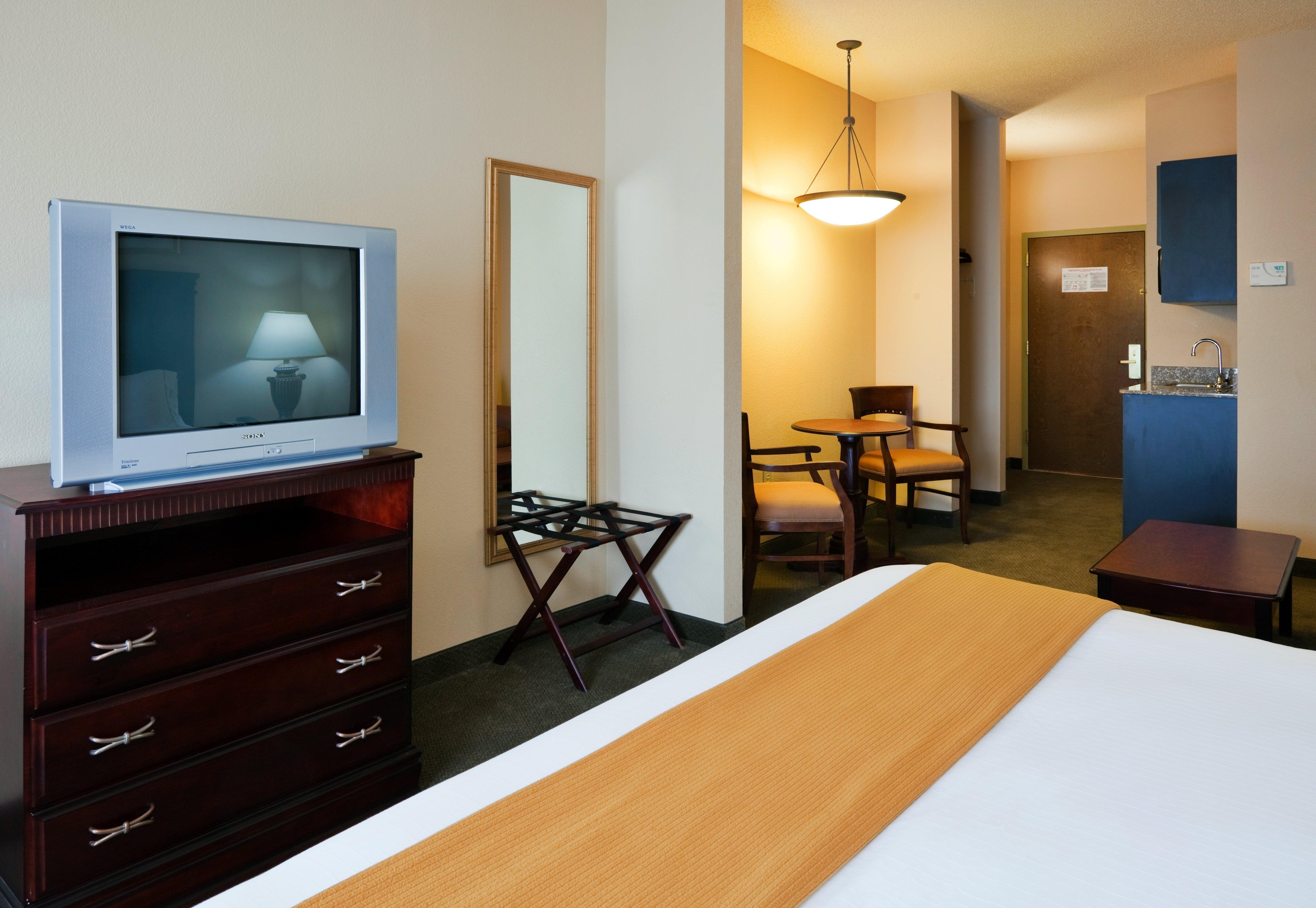 Holiday Inn Express Hotel & Suites Pell City Exterior photo